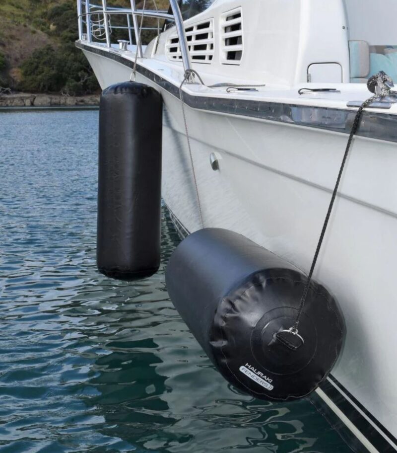 HAURAKI FENDER BLACK SML 300X900MM