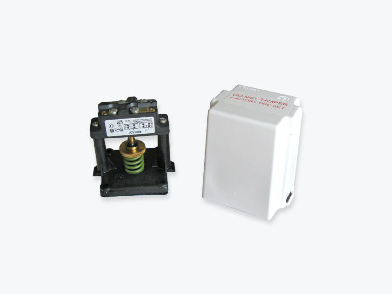 VACUUM SWITCH - ASSEMBLY SNAP ON (2)